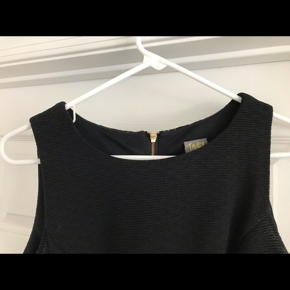 Textured dress with surprise back - Picture 3 of 7